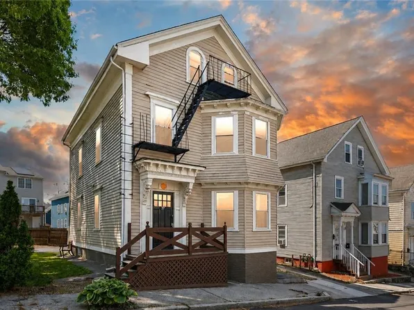 37 Royal St, Providence, RI 02906
