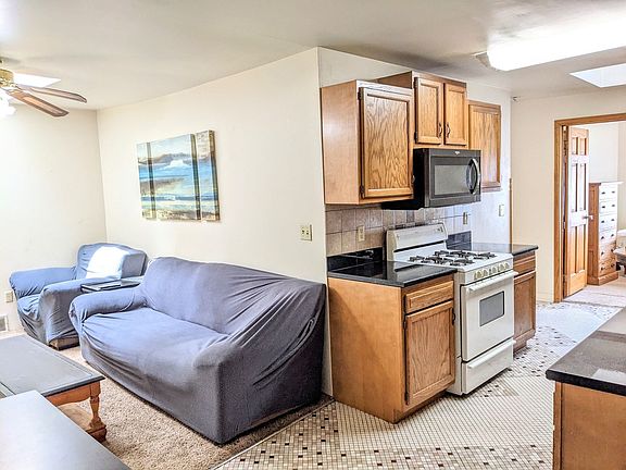 3rd image of 11 Clinton Ave #4