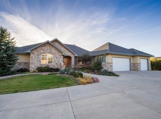 1361 Chalk Hill Pl, Castle Rock, CO 80104