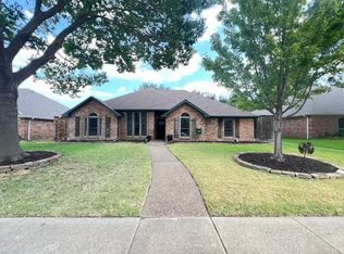 6816 Sweetwater Dr, Plano, TX 75023
