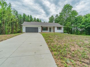 3720 Schermerhorn Lake Dr, Allegan, MI 49010