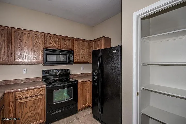 7034 W McMahon Way — Photo 4
