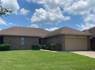 4050 S Ferguson Ave #B, Springfield, MO 65807