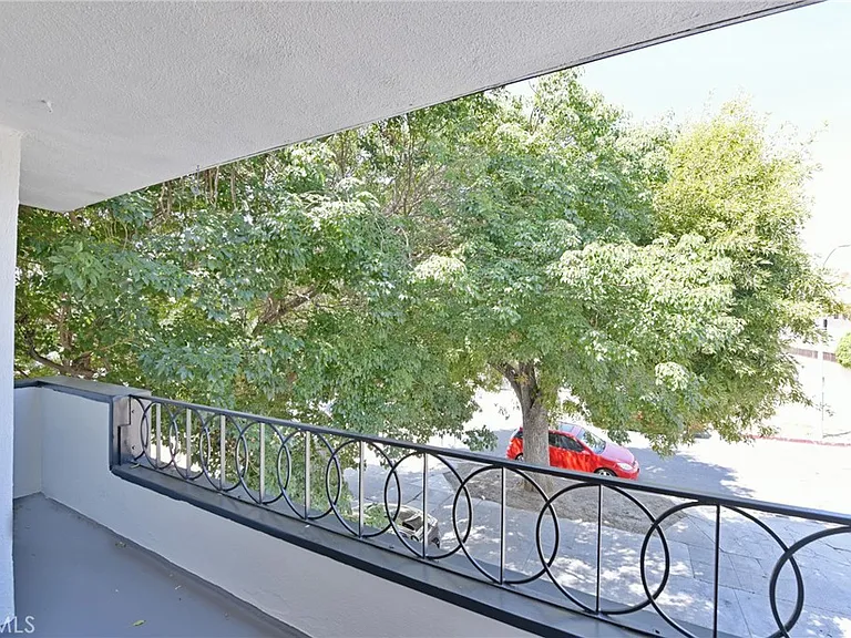 1436 S Bedford St #3 — Photo 11