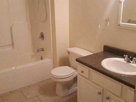 5th image of 194 E Main St APT 9