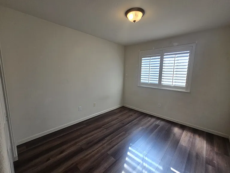 1871 Ravenna Way — Photo 8