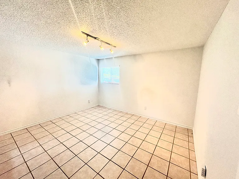 3105 S 1st St #101 — Photo 20
