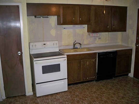 5th image of 900 W Sunset Dr APT 307