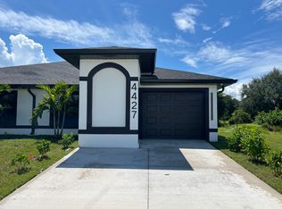 4427 28th St SW, Lehigh Acres, FL 33973