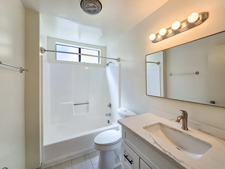 320 W Lomita Ave #10 — Photo 9