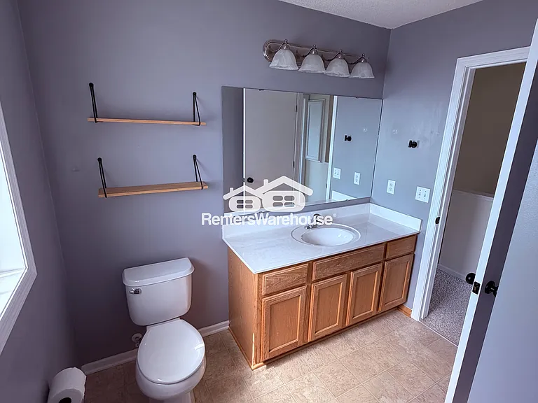 982 Crossing Way — Photo 12