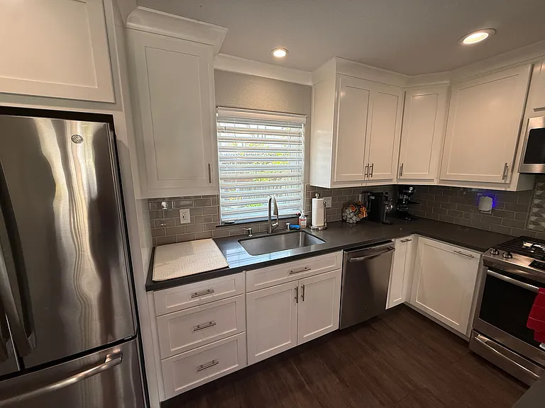 218 Cadfael Ct — Photo 6