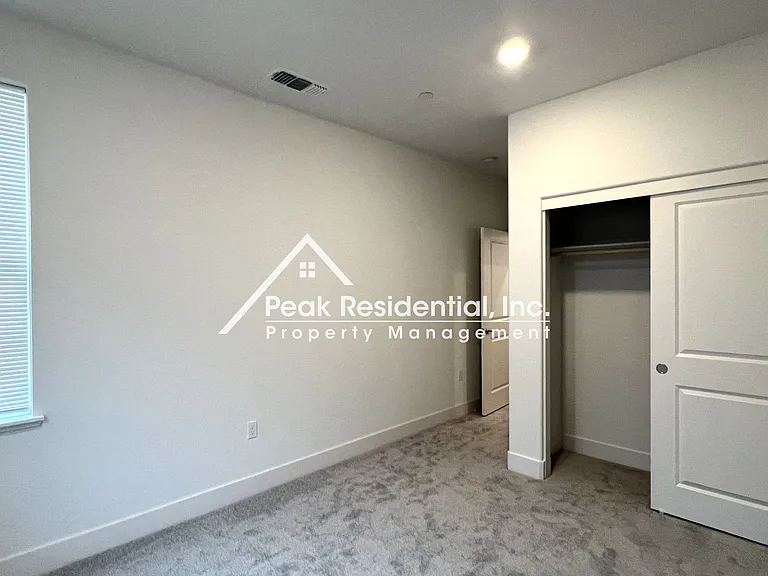 8349 Kyler Rd — Photo 17