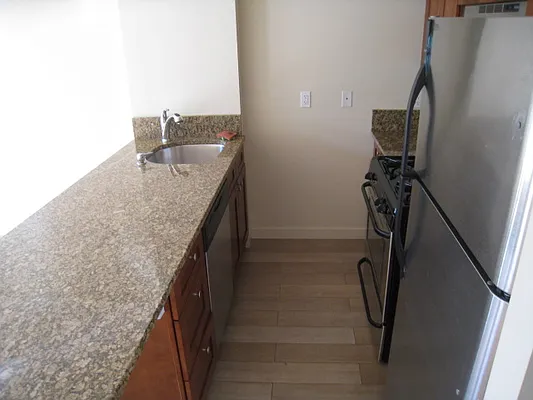Rented by Alexiou Realty | media 29