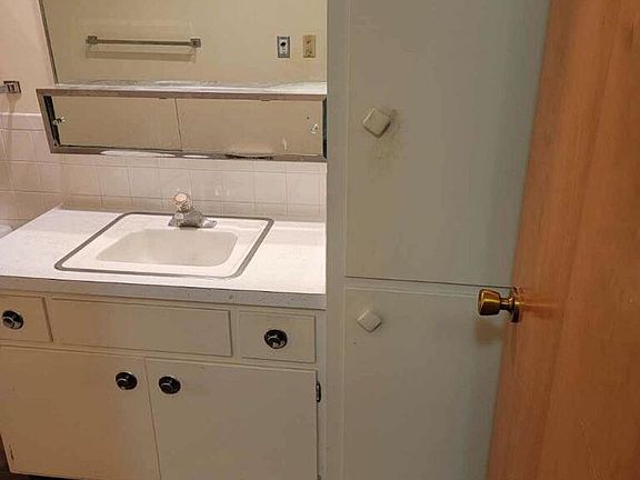 4th image of 2802 8th St N #2801-207