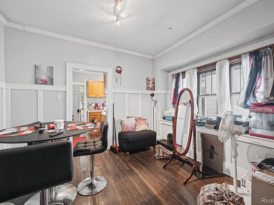 621 Saint Louis St, photo 14