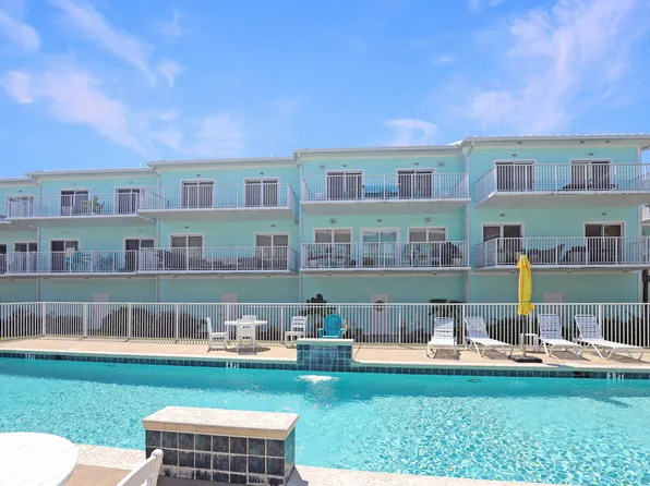 940 Sound Harbor Cir #9, Gulf Breeze, FL 32563