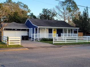 905 S Johnson St, Alvin, TX 77511
