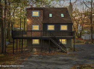 7128 Glouster Rd, Tobyhanna, PA 18466