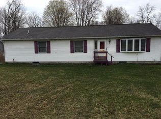 9536 Warsaw Rd, Le Roy, NY 14482
