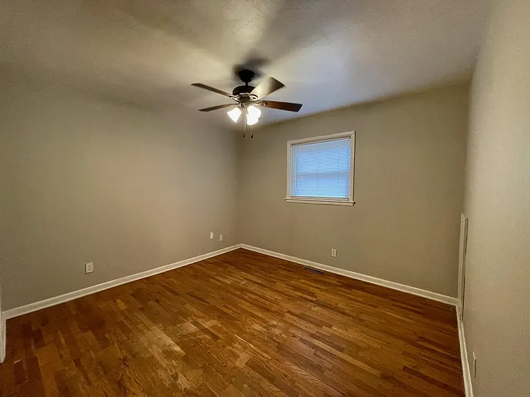 903 Wheaton Ave #4 — Photo 6