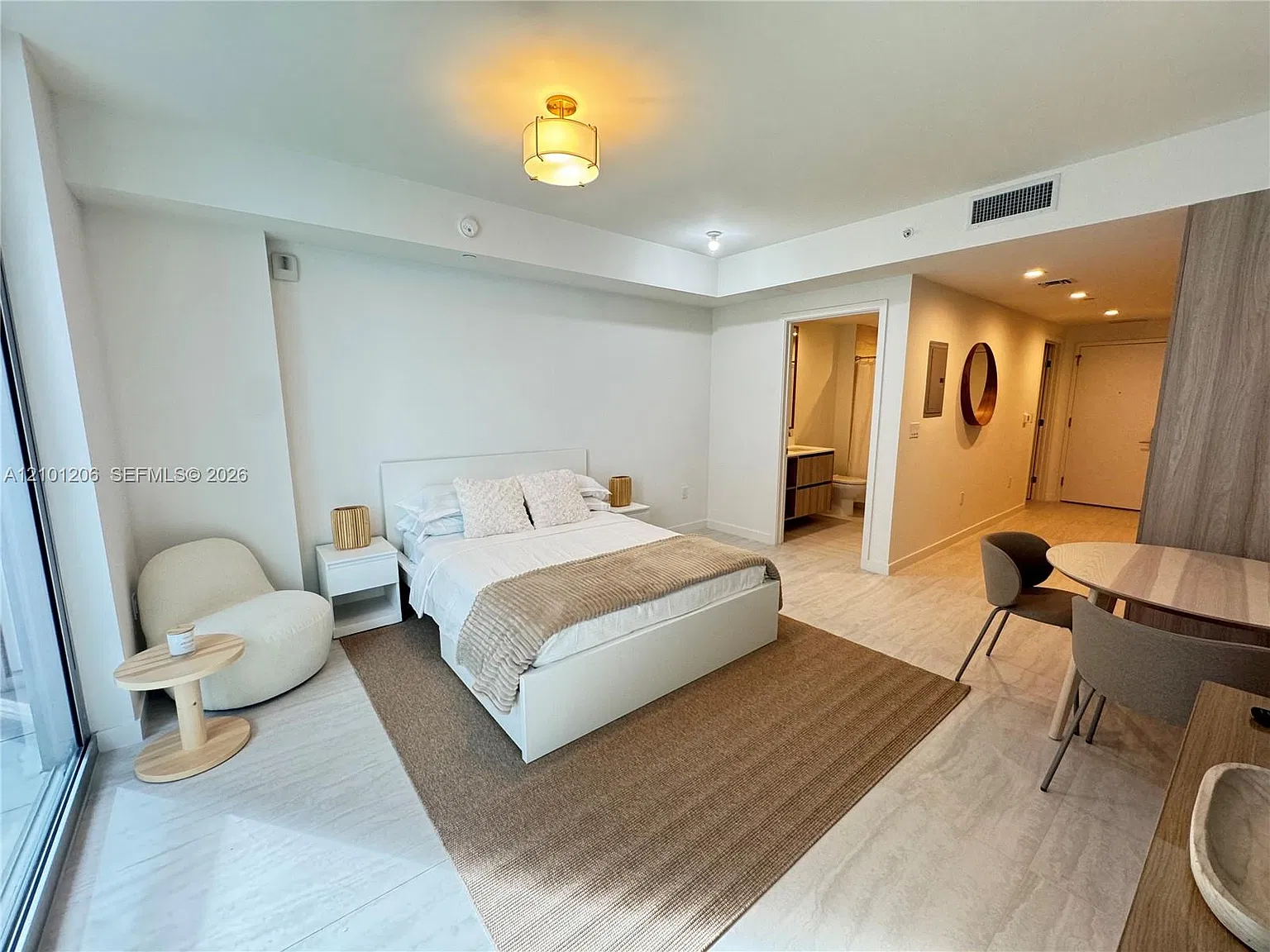 Studio, 1.0 bath, $3,500 — Photo 3