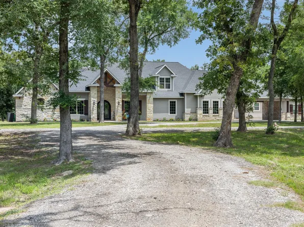 3906 County Road 157, Bedias, TX 77831