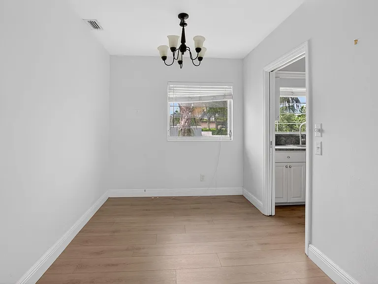 426 NE 7th Ave #2B — Photo 15