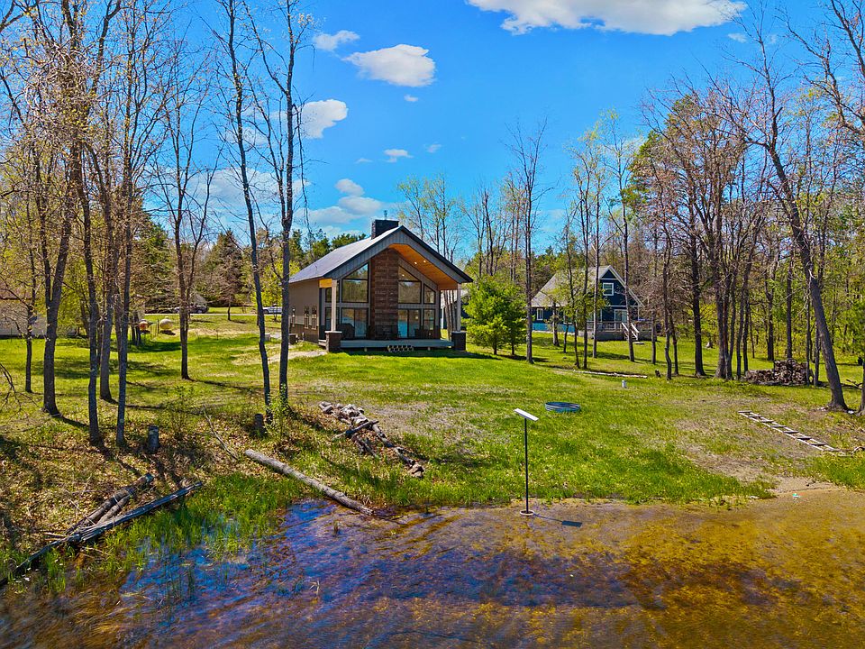 1st image of 3795 Warbler Ln