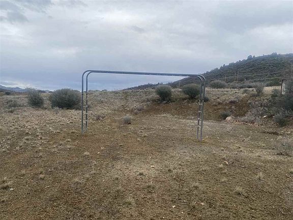 4th image of 862 Sierra Vista Dr