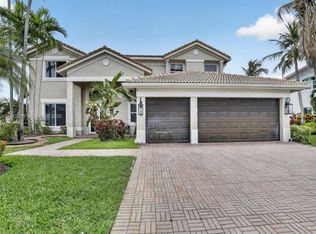 981 Waterside Cir, Weston, FL 33327