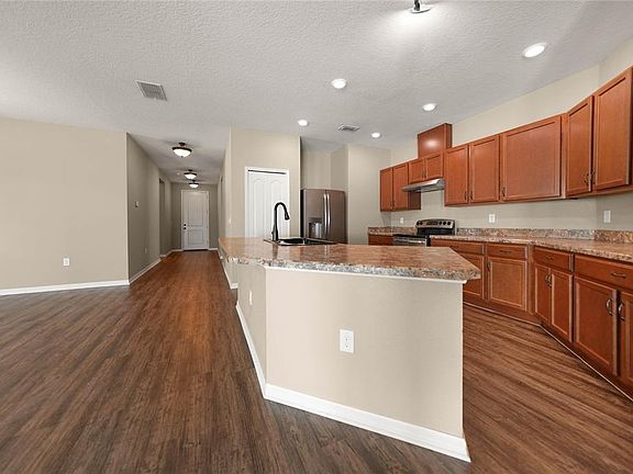 3rd image of 10147 Winding River Rd