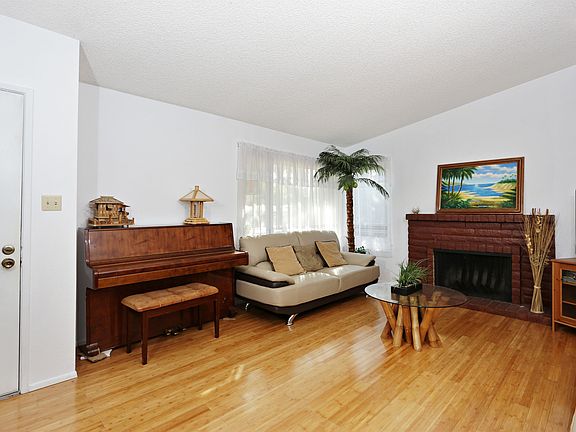 4th image of 7321 Van Maren Ln