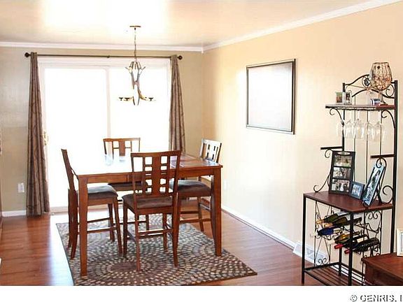 4th image of 60 Short Hills Dr