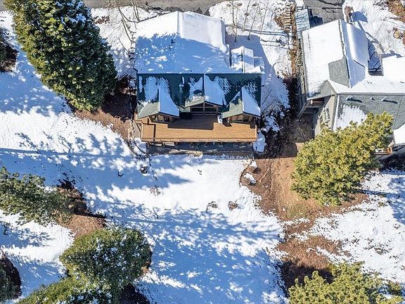 4th image of 1354 Kings Way
