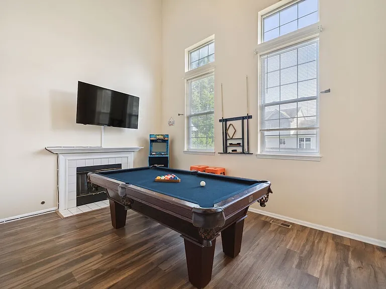 Building's Lounge