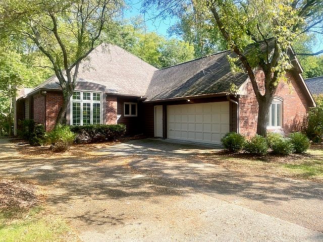 1st image of 7141 Knollvalley Ln