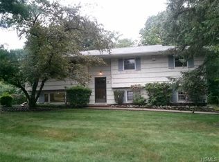 7 Elyise Rd, Monsey, NY 10952