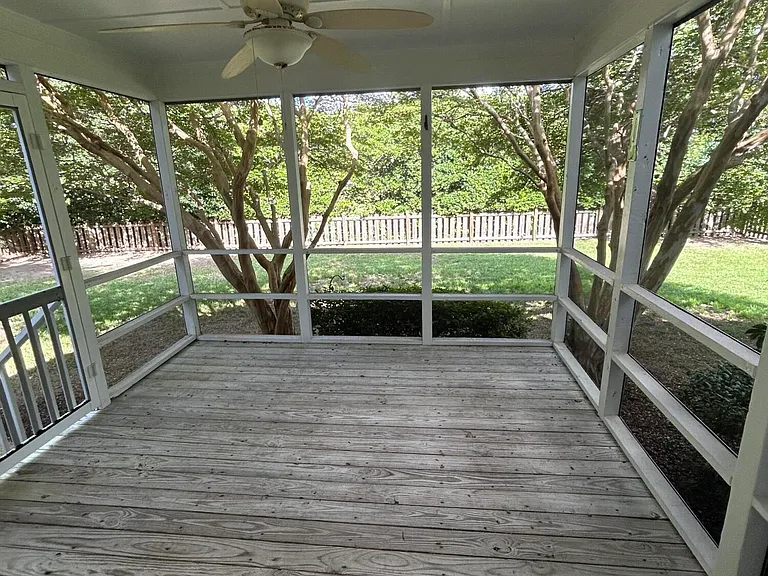 1136 Audubon Pl — Photo 22