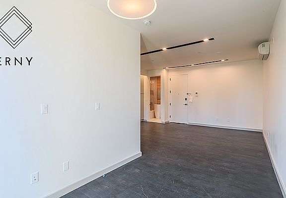 5th image of 227 Winthrop St #3E