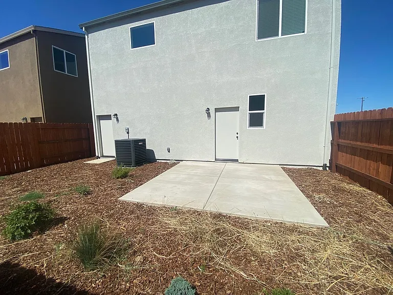 6824 Mangosteen Ln — Photo 21