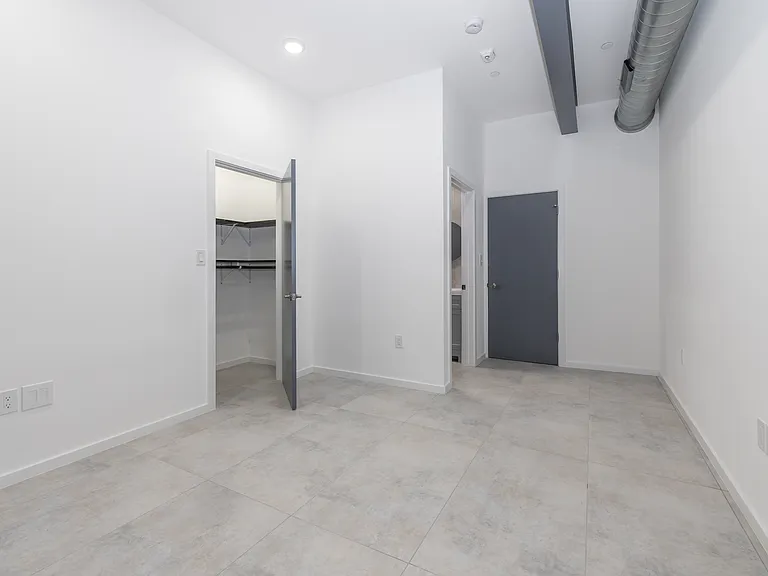 1541 N 6th St #1 — Photo 22