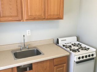 113 Hopkins Ave APT 8, Bakersfield, CA 93308