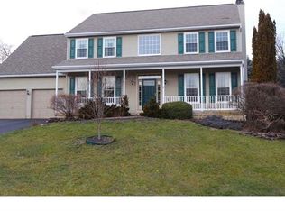 100 Cambridge Rd, Landenberg, PA 19350