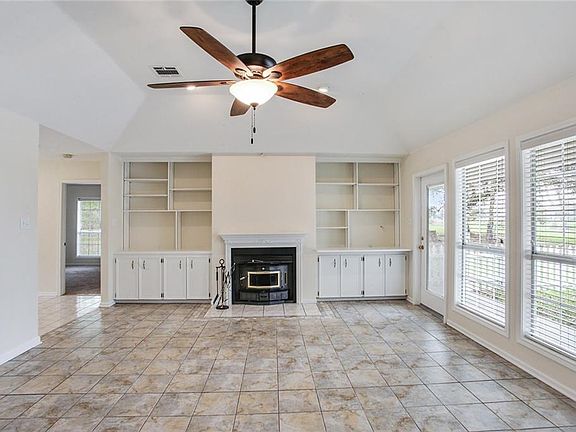 2nd image of 2323 Bon Ton Dr