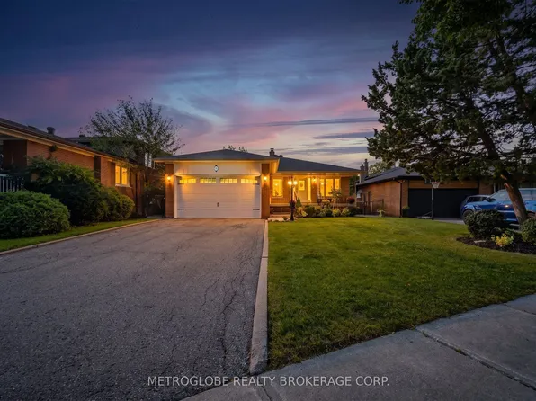28 Eldorado Ct, Toronto, ON M3J 1X1
