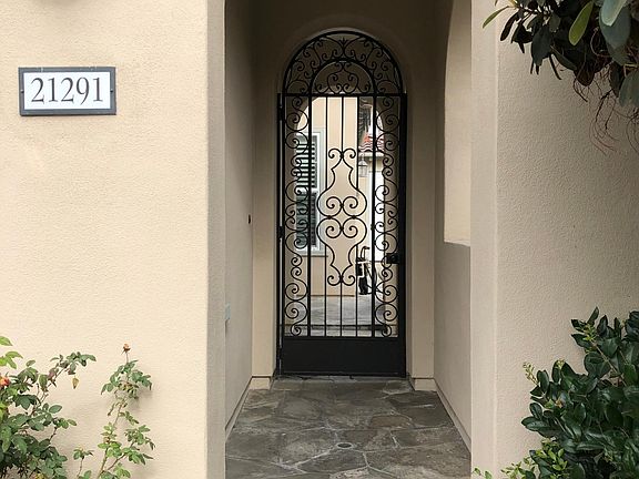 5th image of 21291 Andalucia Ln