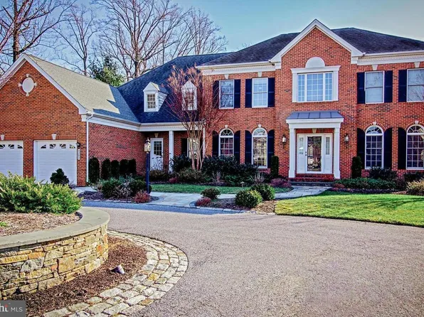 8203 Pumpkin Hill Ct, Baltimore, MD 21208