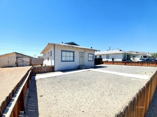 13399 Yucca St, Trona, CA 93562