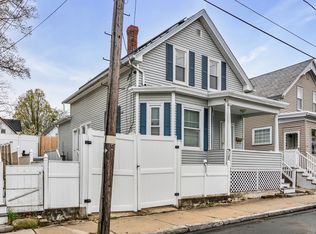 42 D St, Lowell, MA 01851